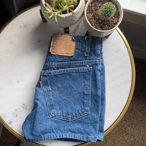 Levi Denim orange tab shorts